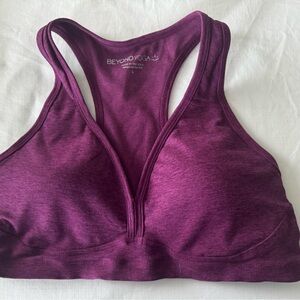 Beyond Yoga sports bra- Large